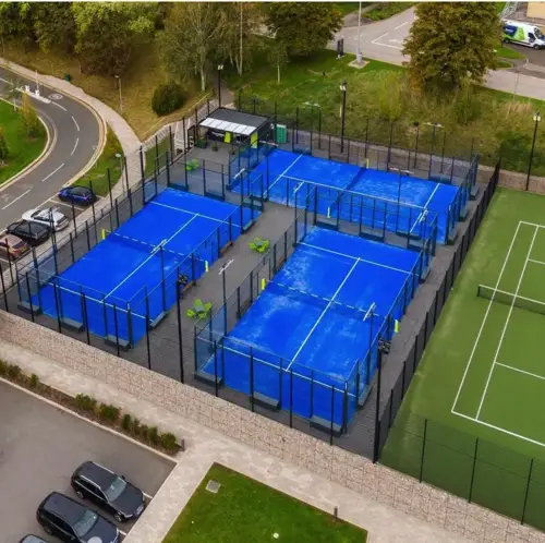 Pure Padel Alderley Park en el Reino Unido